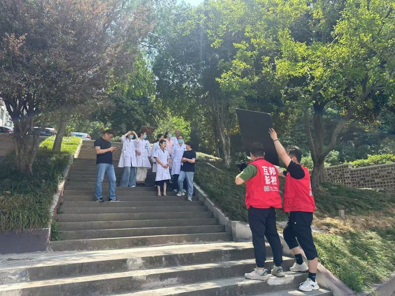 為南京惠眾醫(yī)保拍攝宣傳片